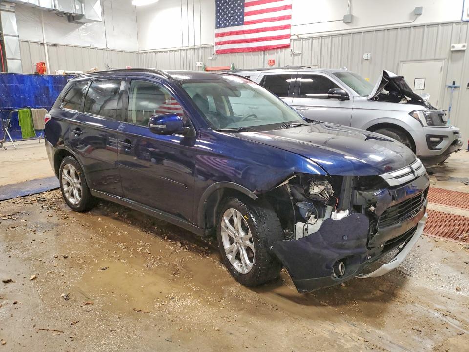 77928675 :رقم المزاد ، JA4AZ3A39FZ010027 vin ، 2015 Mitsubishi Outlander مزاد بيع