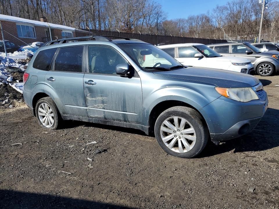 Продажа на аукционе авто 2013 Subaru Forester, vin: JF2SHADC8DH437880, номер лота: 76351055