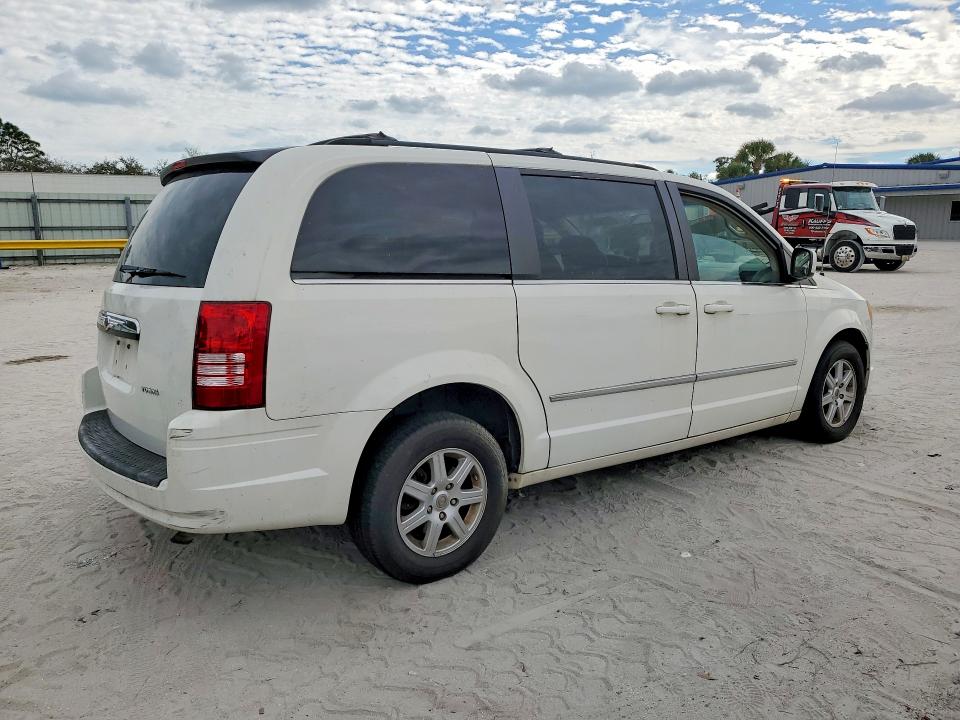 Aukcja sprzedaży 2010 Chrysler Town & Country, vin: 2A4RR5D10AR306985, numer aukcji: 77072455
