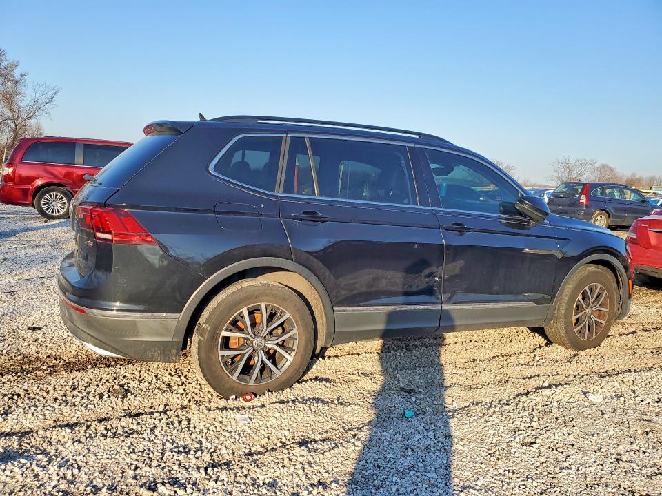 79155025 :رقم المزاد ، 3VV3B7AX7JM199818 vin ، 2018 Volkswagen Tiguan مزاد بيع