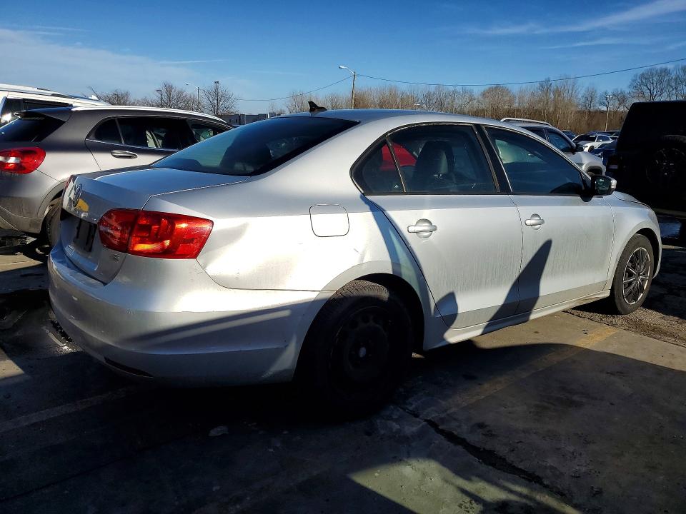 2014 Volkswagen Jetta მანქანა იყიდება აუქციონზე, vin: 3VWD17AJXEM364216, აუქციონის ნომერი: 77018355