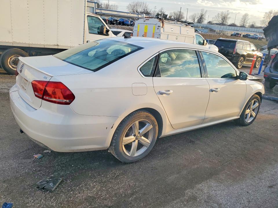 Aukcja sprzedaży 2012 Volkswagen Passat, vin: 1VWBH7A33CC076671, numer aukcji: 77713905