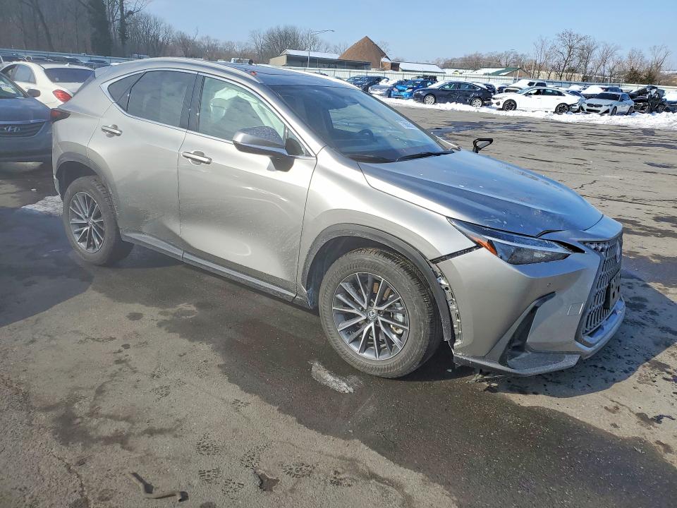 75808515 :رقم المزاد ، 2T2GGCEZ1RC038838 vin ، 2024 Lexus Nx مزاد بيع