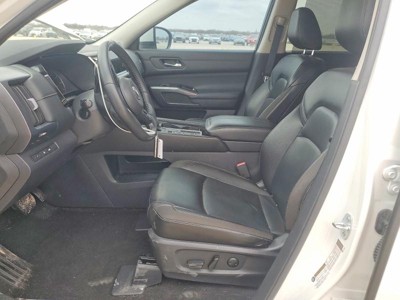 77011025 :رقم المزاد ، 5N1DR3CA4PC231923 vin ، 2023 Nissan Pathfinder مزاد بيع