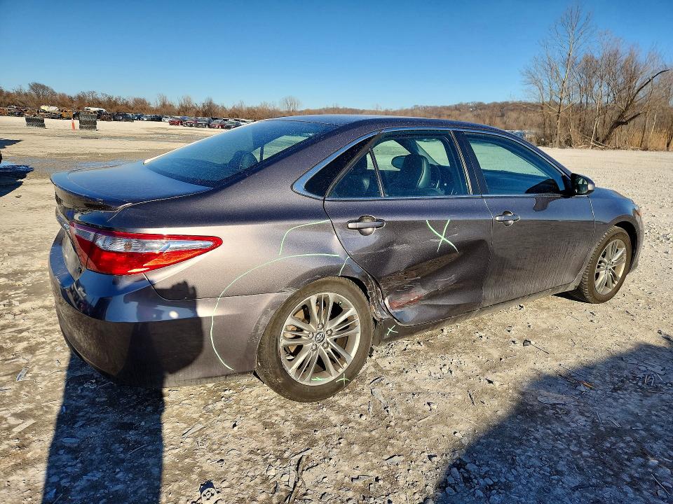 2017 Toyota Camry მანქანა იყიდება აუქციონზე, vin: 4T1BF1FK0HU289998, აუქციონის ნომერი: 77103665