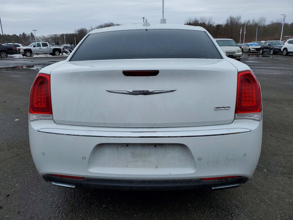 77883505 :رقم المزاد ، 2C3CCAAGXFH893938 vin ، 2015 Chrysler 300 مزاد بيع