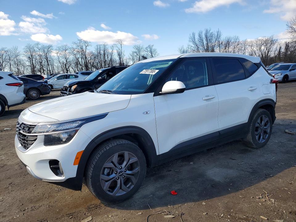 Продаж на аукціоні авто 2024 Kia Seltos, vin: KNDEPCAAXR7607750, номер лоту: 77517395