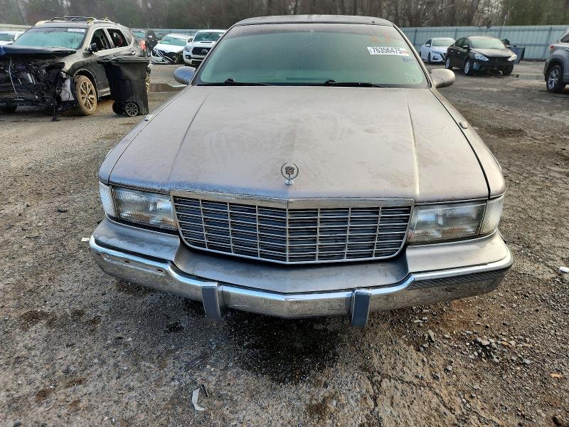 76356475 :رقم المزاد ، 1G6DW52P1TR702676 vin ، 1996 Cadillac Fleetwood مزاد بيع