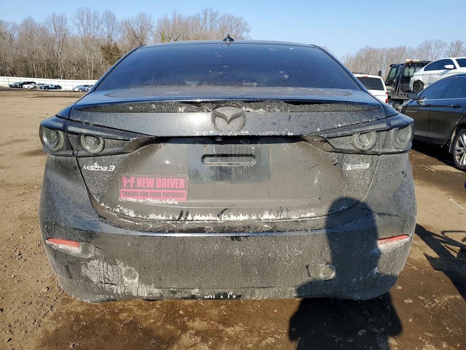 55820686 :رقم المزاد ، 3MZBM1V74FM142119 vin ، 2015 Mazda 3 مزاد بيع