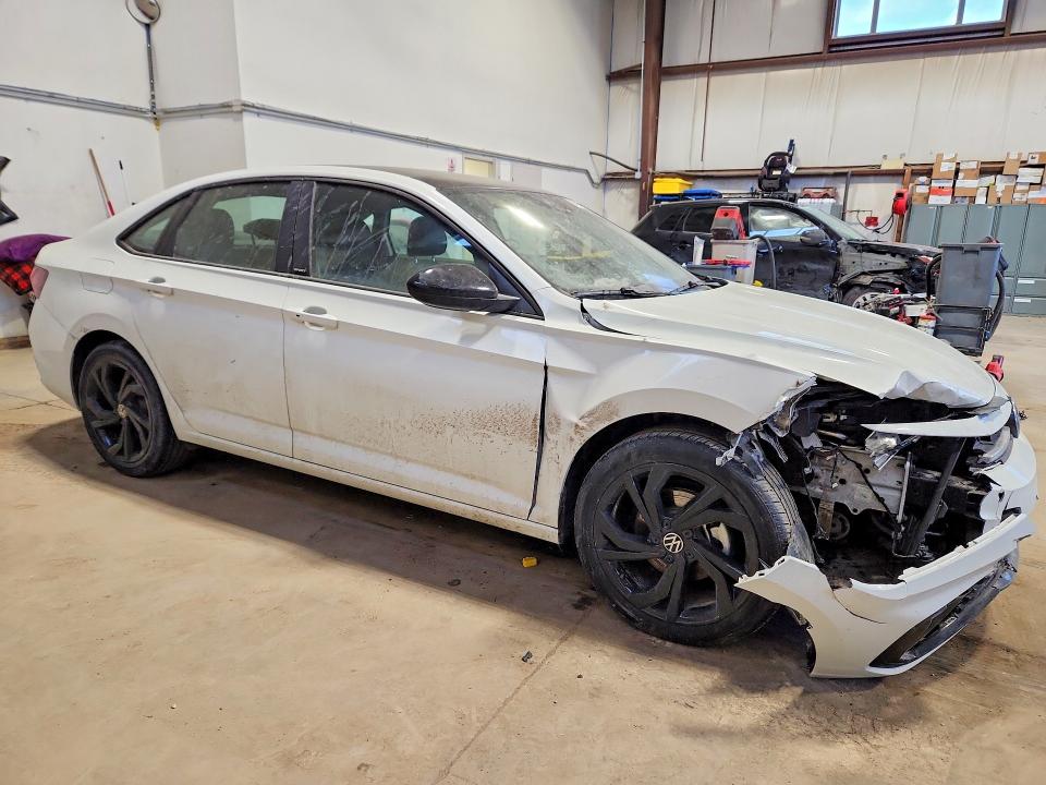 Продажа на аукционе авто 2025 Volkswagen Jetta, vin: 3VWSX7BU3SM082722, номер лота: 74510435