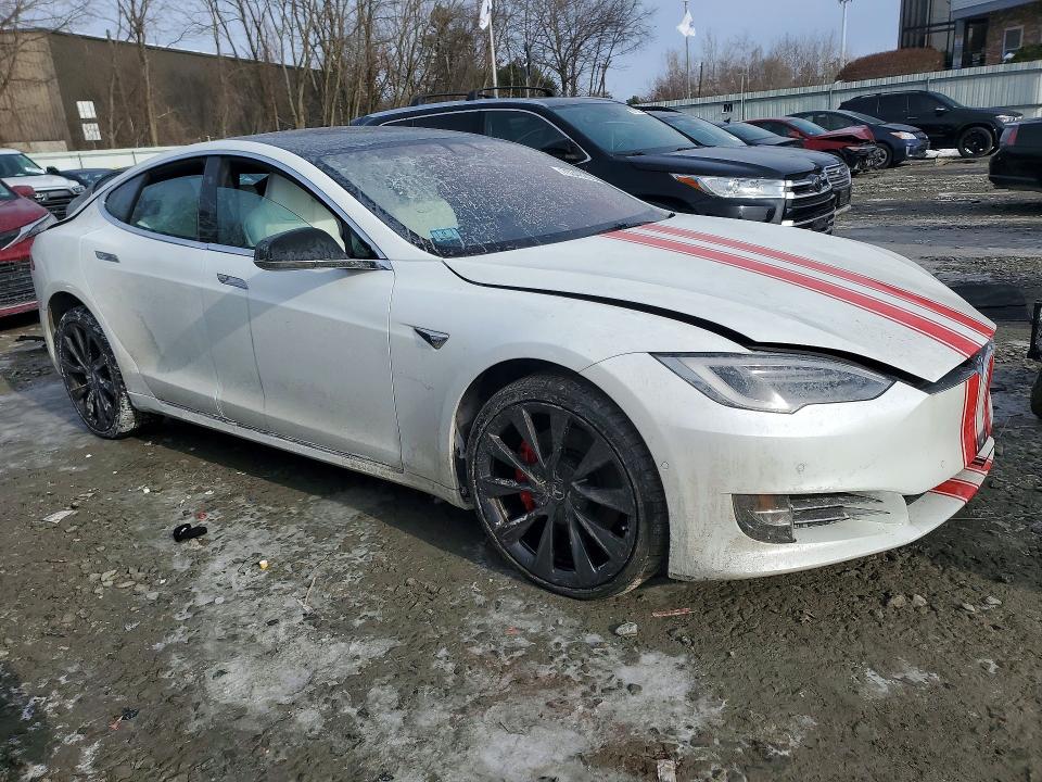 75348205 :رقم المزاد ، 5YJSA1E44KF334799 vin ، 2019 Tesla Model S مزاد بيع
