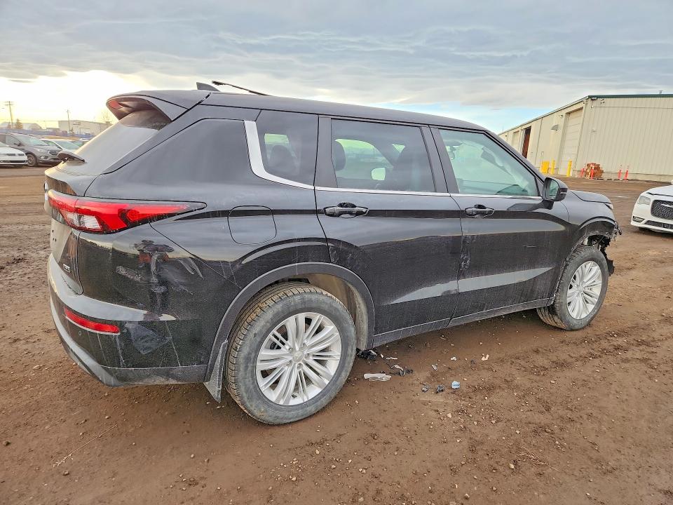 76197485 :رقم المزاد ، JA4J4TA82PZ612778 vin ، 2023 Mitsubishi Outlander مزاد بيع