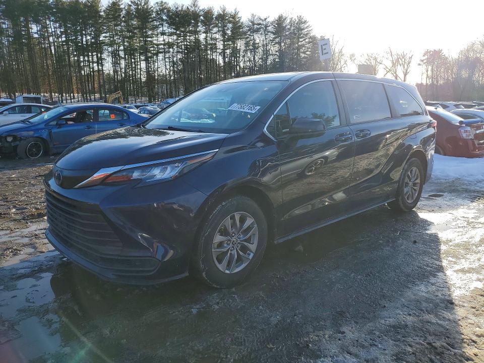 Продаж на аукціоні авто 2022 Toyota Sienna, vin: 5TDKRKEC4NS075060, номер лоту: 77582165
