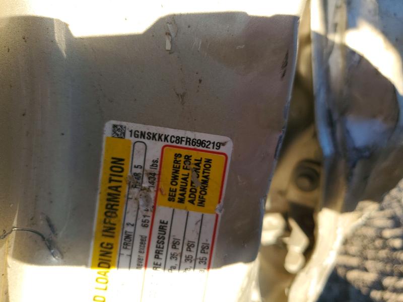 Продаж на аукціоні авто 2015 Chevrolet Suburban, vin: 1GNSKKKC8FR696219, номер лоту: 77104005