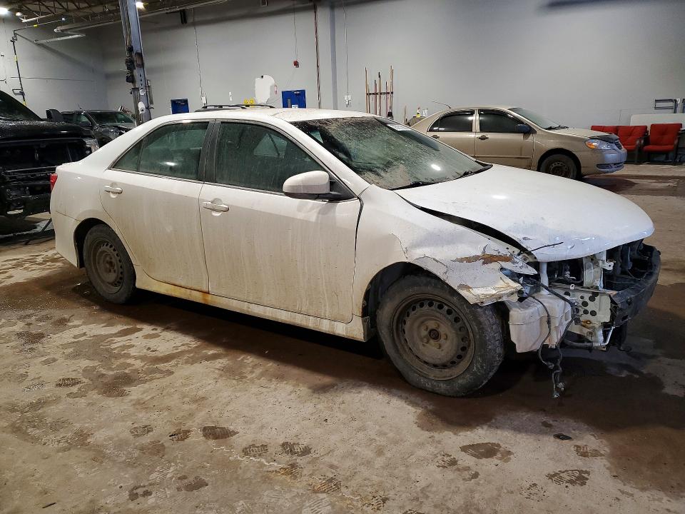 75731665 :رقم المزاد ، 4T1BF1FK4CU116462 vin ، 2012 Toyota Camry Base مزاد بيع