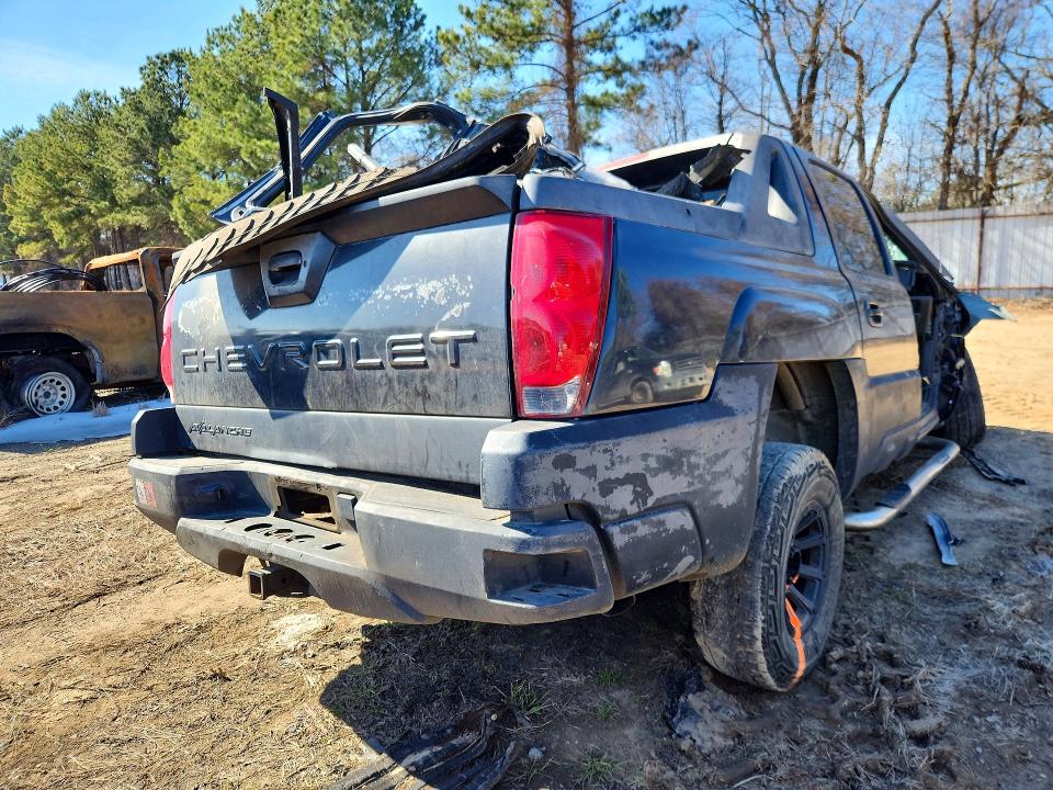 2003 Chevrolet Avalanche მანქანა იყიდება აუქციონზე, vin: 3GNEC13T93G127913, აუქციონის ნომერი: 72703215