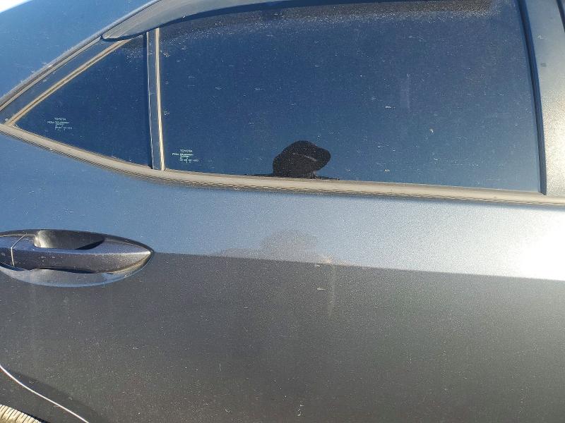 76398905 :رقم المزاد ، 5YFBURHEXHP626786 vin ، 2017 Toyota Corolla مزاد بيع