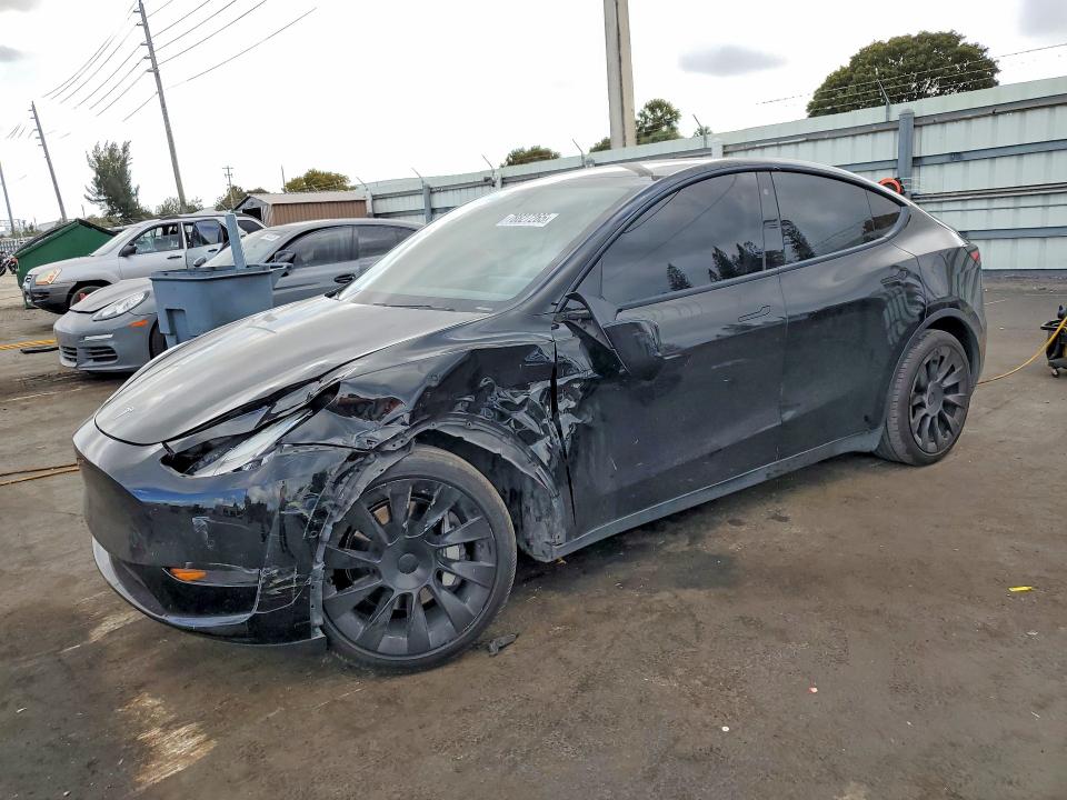 78827265 :رقم المزاد ، 5YJYGDEE0LF040210 vin ، 2020 Tesla Model Y مزاد بيع