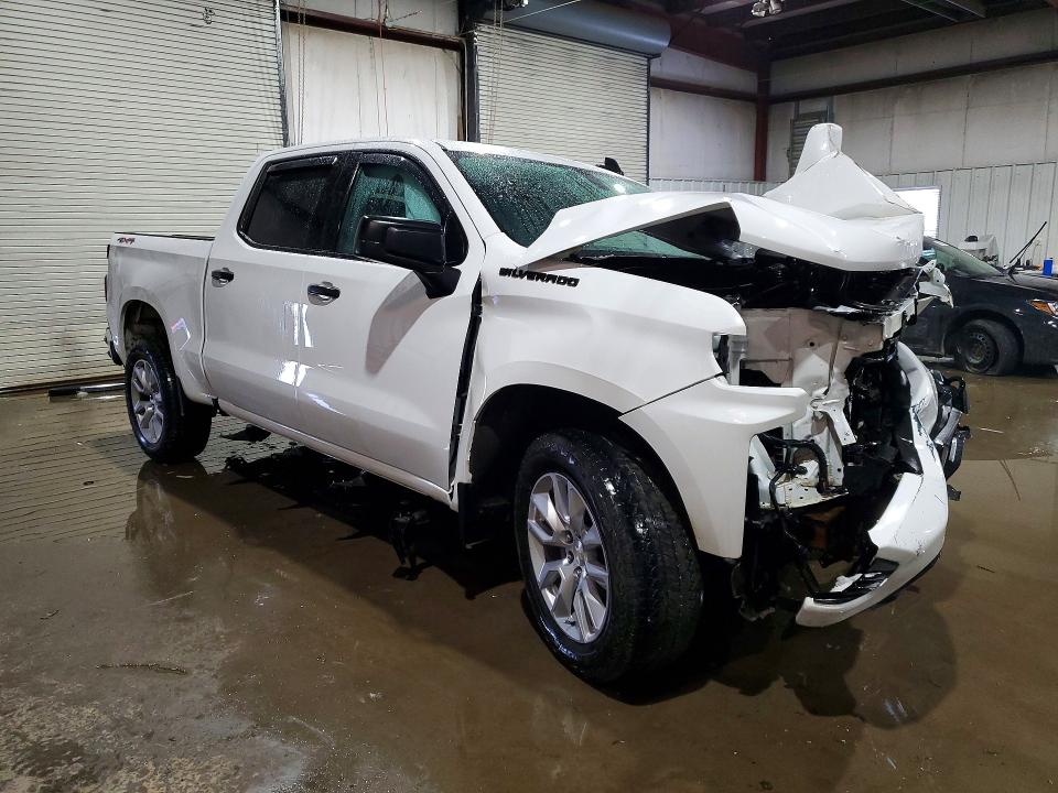 77601555 :رقم المزاد ، 3GCUYBEF1KG102859 vin ، 2019 Chevrolet Silverado مزاد بيع