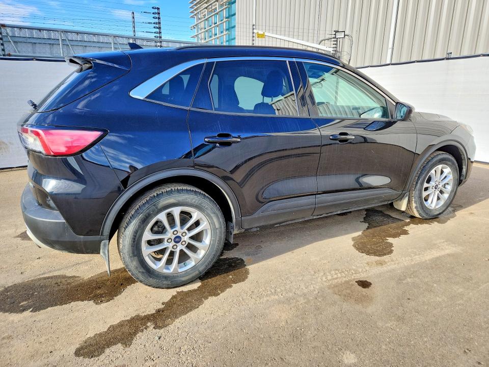 Продажа на аукционе авто 2020 Ford Escape Se, vin: 1FMCU9G64LUA17621, номер лота: 75771775
