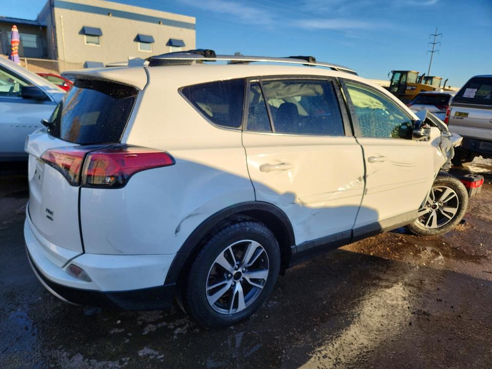 Продаж на аукціоні авто 2016 Toyota Rav4, vin: JTMRFREV6GJ066054, номер лоту: 76187695