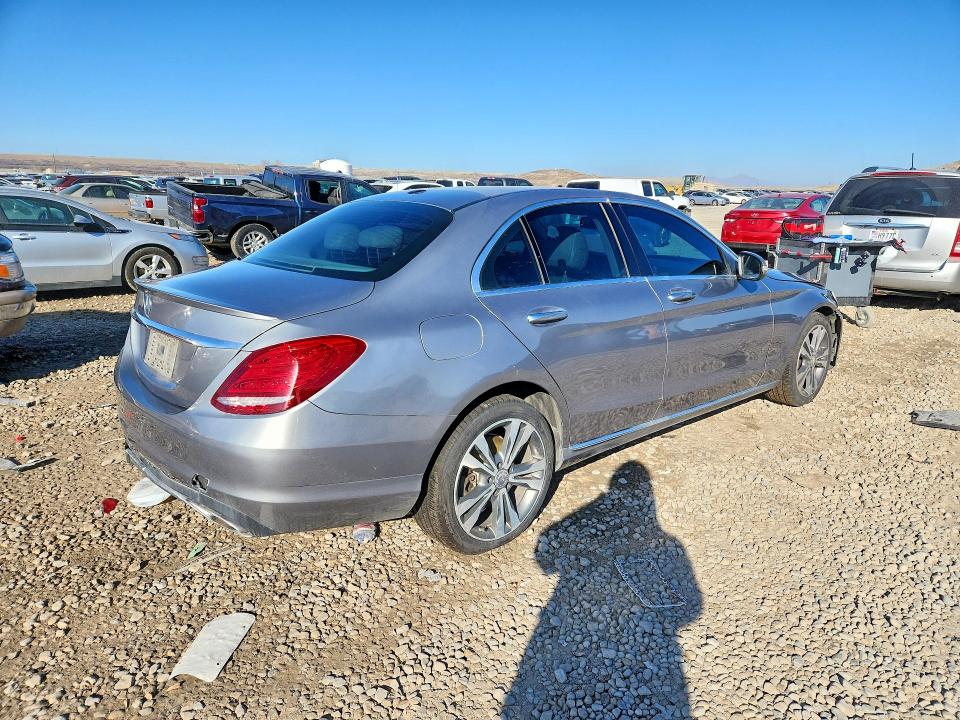 Продажа на аукционе авто 2015 Mercedes-benz C, vin: 55SWF4JB5FU070327, номер лота: 75642785