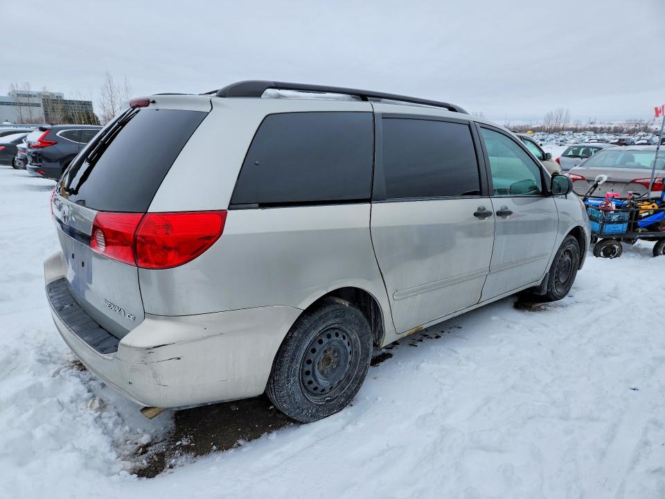 Продажа на аукционе авто 2010 Toyota Sienna, vin: 5TDZK4CC2AS333846, номер лота: 77496505