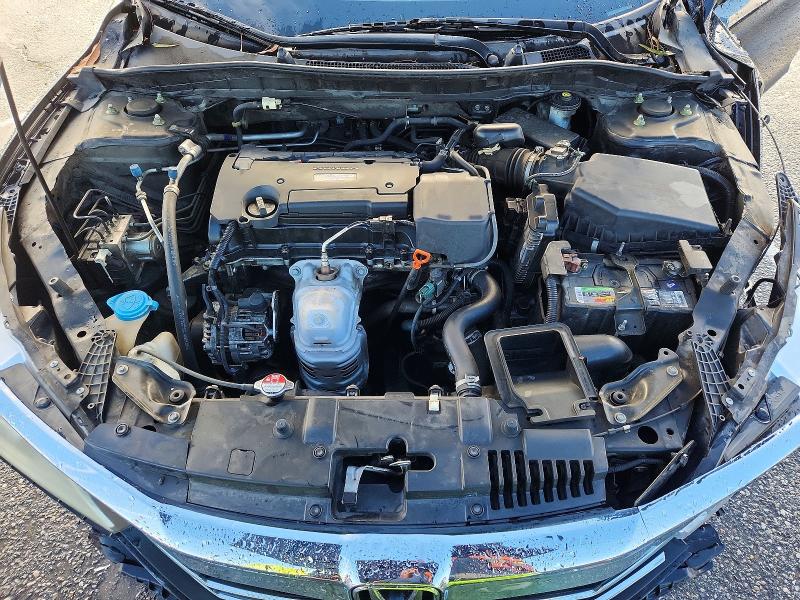 Продажа на аукционе авто 2017 Honda Accord, vin: 1HGCR2F3XHA033479, номер лота: 77898005