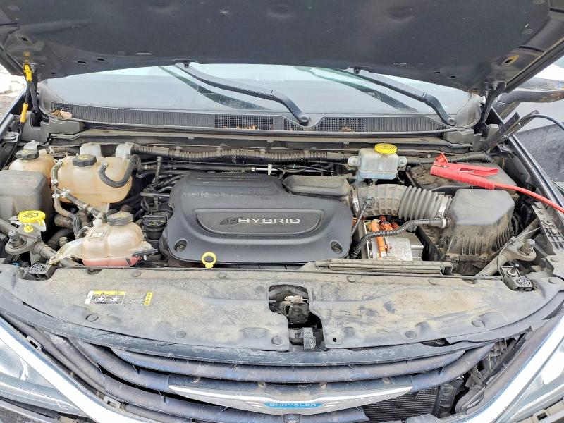 76552215 :رقم المزاد ، 2C4RC1N78JR258297 vin ، 2018 Chrysler Pacifica مزاد بيع