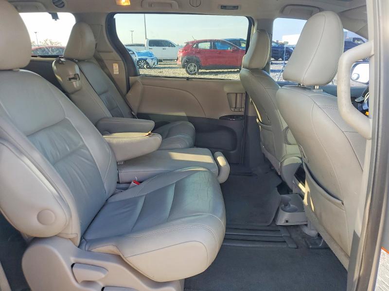 Продажа на аукционе авто 2015 Toyota Sienna, vin: 5TDYK3DCXFS532445, номер лота: 78294475