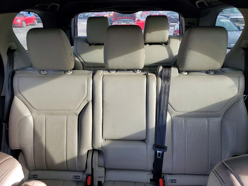 Продажа на аукционе авто 2017 Land Rover Discovery, vin: SALRGBBVXHA037322, номер лота: 77735595