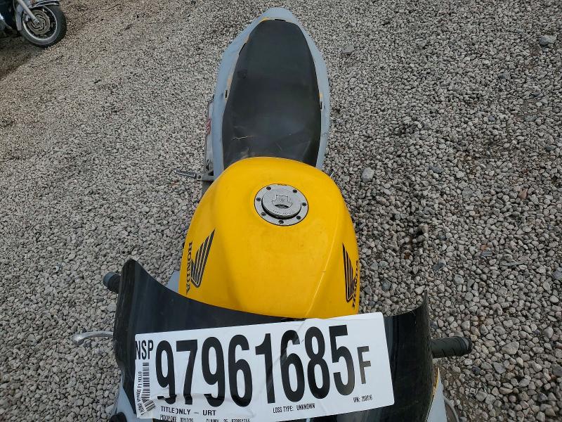 97961685 :رقم المزاد ، JH2RC4604YM20016 vin ، 2000 Honda Vfr800 مزاد بيع