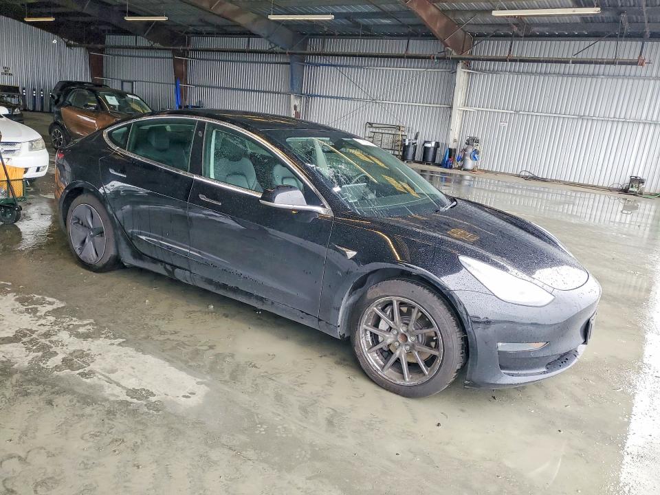 Продаж на аукціоні авто 2019 Tesla Model 3, vin: 5YJ3E1EA7KF424527, номер лоту: 77780205