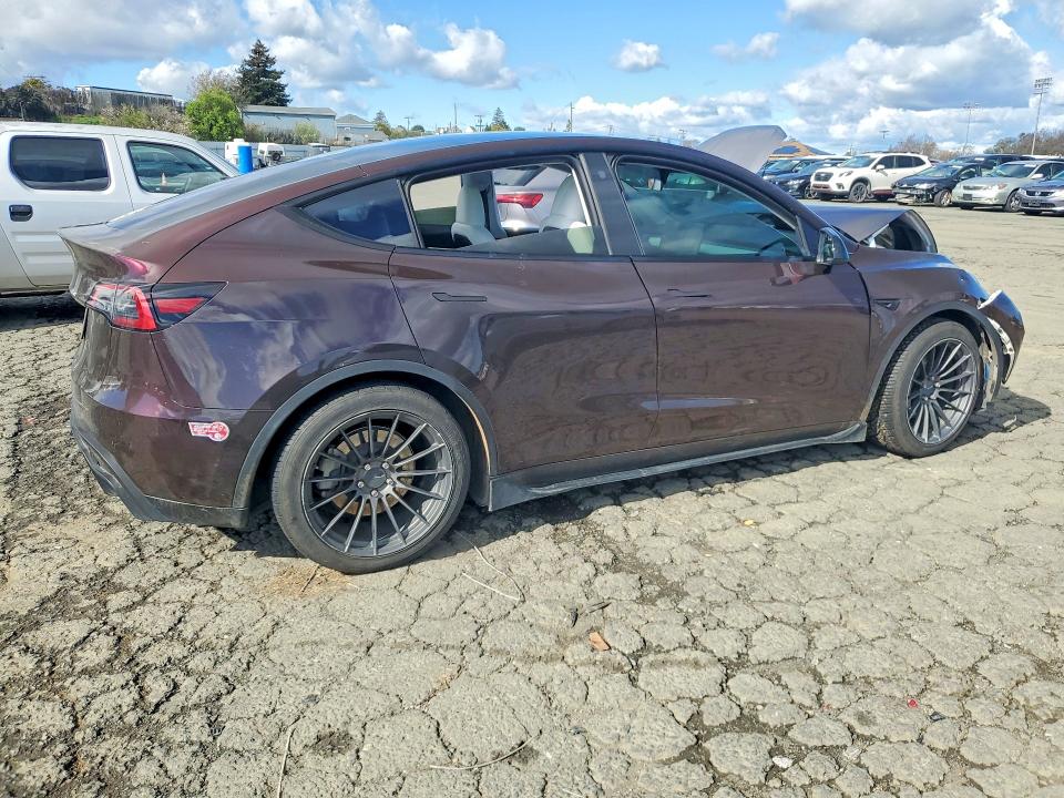 2023 Tesla Model Y მანქანა იყიდება აუქციონზე, vin: 7SAYGDEE2PF683764, აუქციონის ნომერი: 77809535