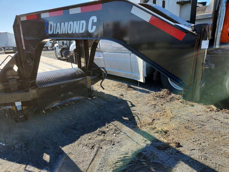 2022 Diamond C Flatbed Tr მანქანა იყიდება აუქციონზე, vin: 46UFU3227N1254067, აუქციონის ნომერი: 78973175