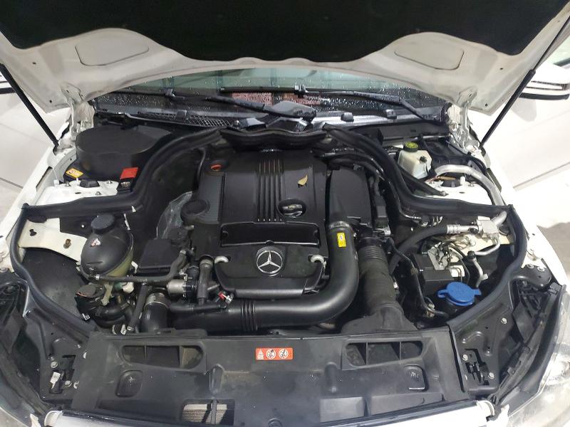 Продажа на аукционе авто 2013 Mercedes-benz C, vin: WDDGF4HB1DA783118, номер лота: 76033715