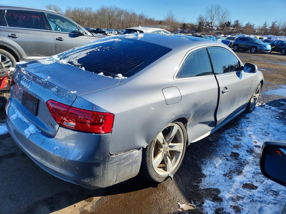 75558755 :رقم المزاد ، WAUMFAFR3FA035935 vin ، 2015 Audi A5 مزاد بيع