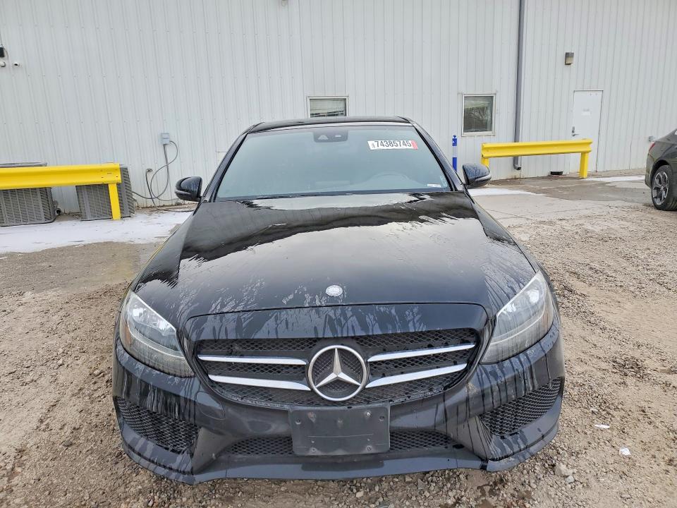 74385745 :رقم المزاد ، 55SWF4KB4GU133322 vin ، 2016 Mercedes-benz C مزاد بيع