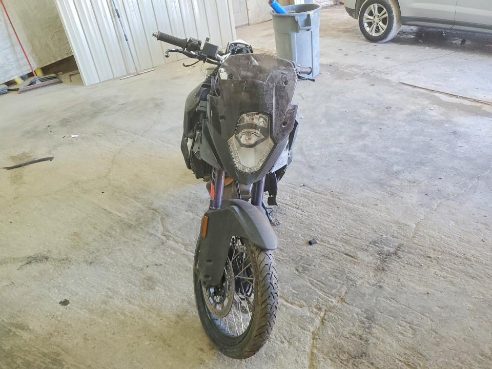 Продажа на аукционе авто 2018 Ktm 1090, vin: VBKV49403JM982558, номер лота: 78268365