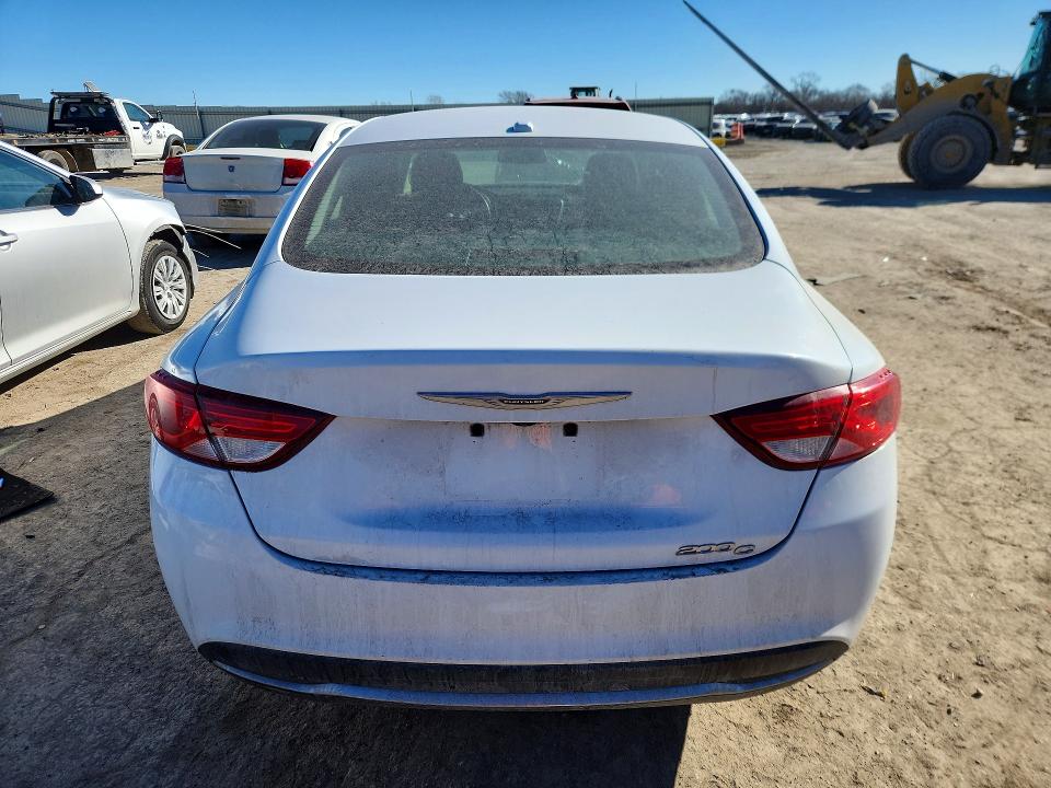 76145285 :رقم المزاد ، 1C3CCCCB9FN549571 vin ، 2015 Chrysler 200 مزاد بيع