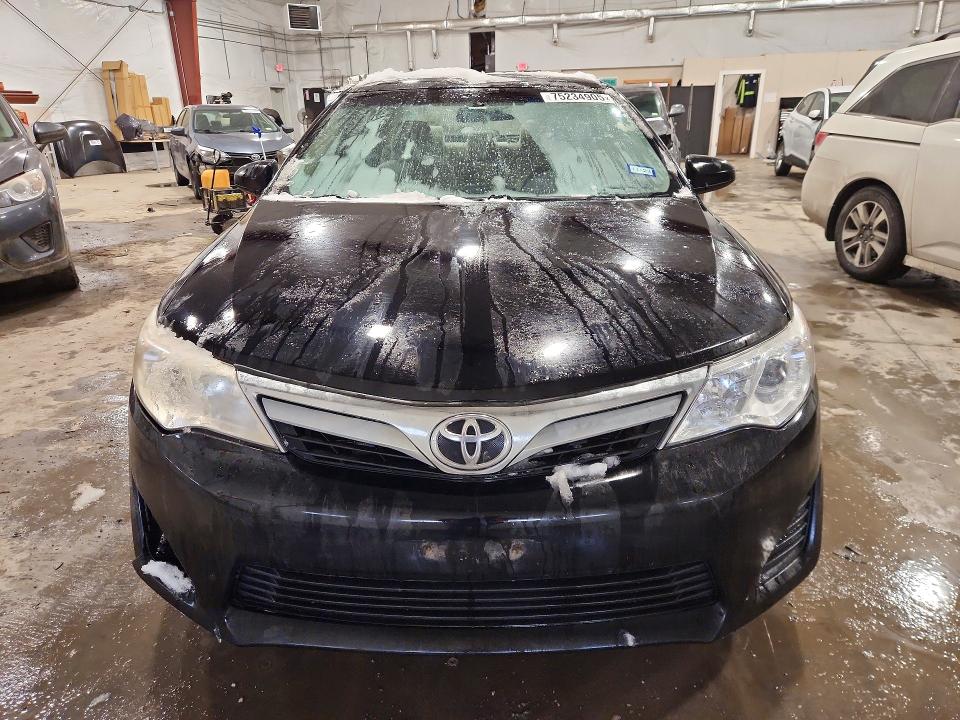 75234905 :رقم المزاد ، 4T4BF1FK1CR258158 vin ، 2012 Toyota Camry مزاد بيع