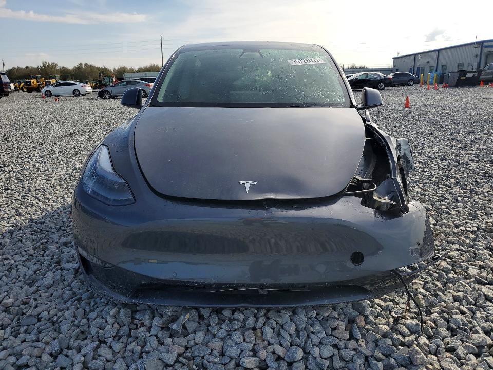 76728055 :رقم المزاد ، 7SAYGDEF9NF452012 vin ، 2022 Tesla Model Y مزاد بيع