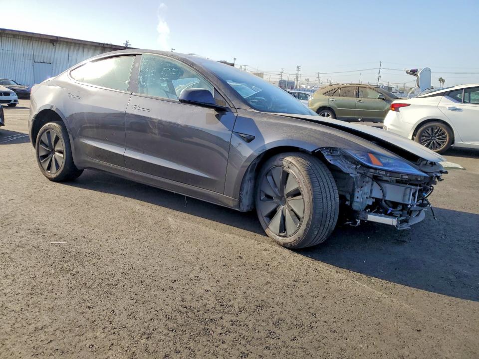 2025 Tesla Model 3 მანქანა იყიდება აუქციონზე, vin: 5YJ3E1EA3SF983718, აუქციონის ნომერი: 75431395