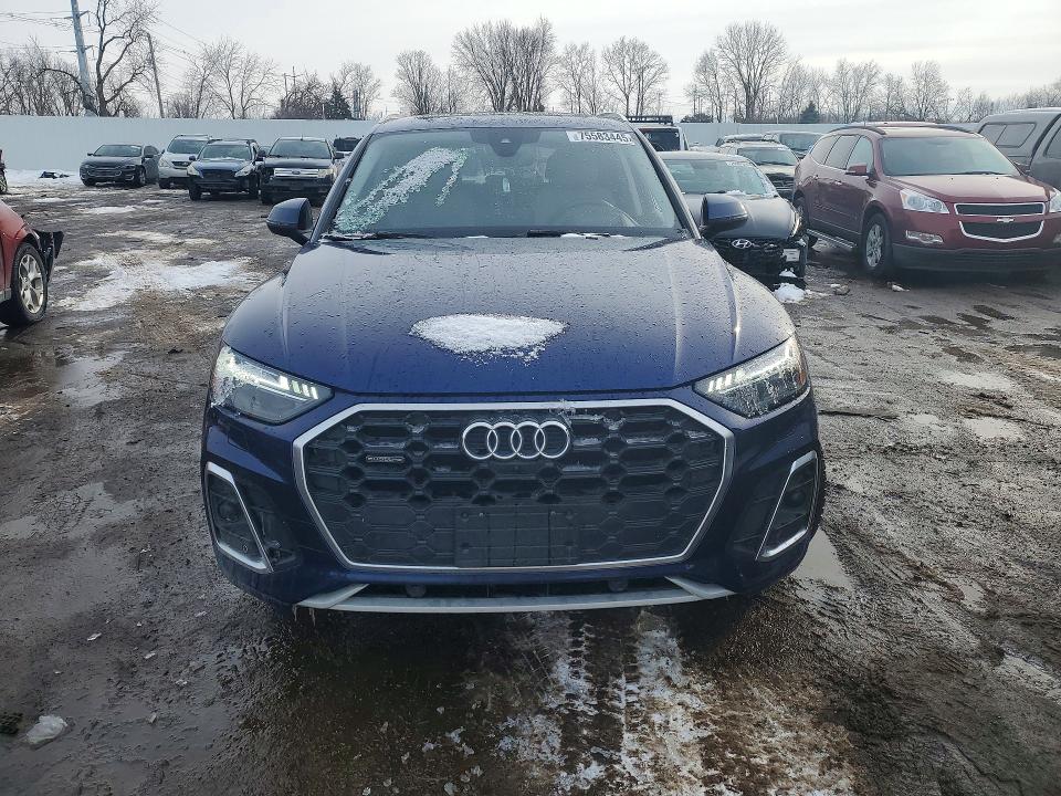 75583445 :رقم المزاد ، WA1FAAFY4N2056412 vin ، 2022 Audi Q5 مزاد بيع