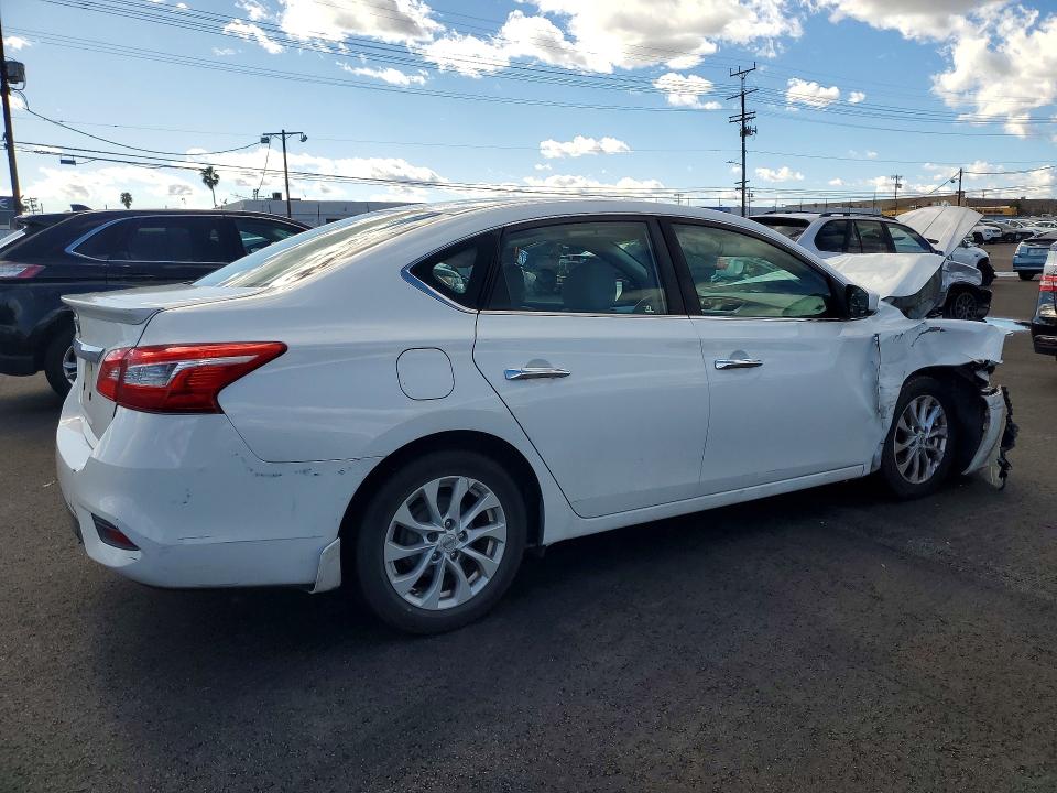 2017 Nissan Sentra მანქანა იყიდება აუქციონზე, vin: 3N1AB7AP1HY304073, აუქციონის ნომერი: 77986205