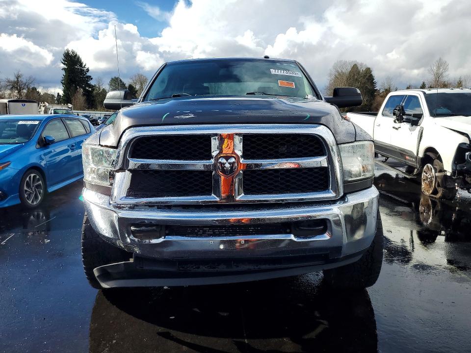 77773535 :رقم المزاد ، 3C6UR5CLXGG119388 vin ، 2016 Ram 2500 مزاد بيع