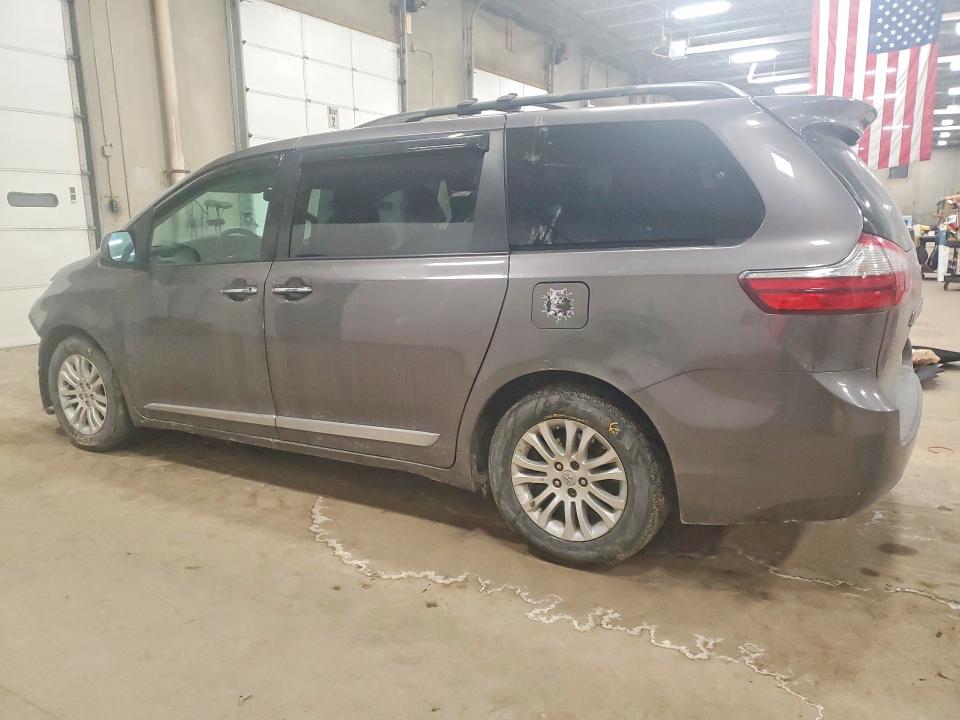 Продаж на аукціоні авто 2015 Toyota Sienna Xle, vin: 5TDYK3DC4FS552951, номер лоту: 76071815