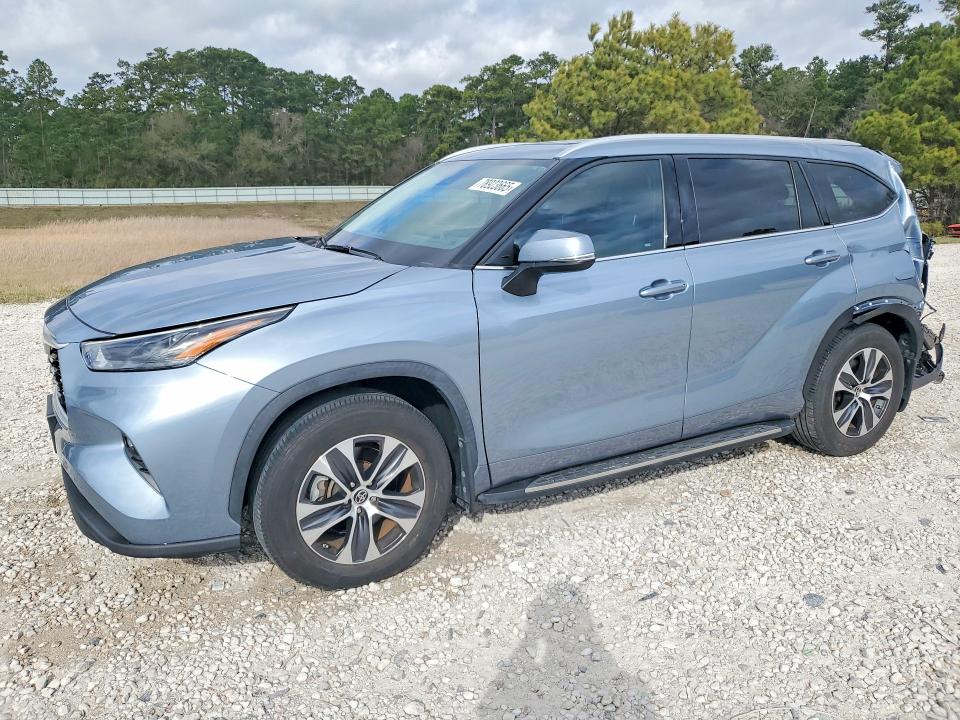 78923665 :رقم المزاد ، 5TDGZRAH3NS107903 vin ، 2022 Toyota Highlander مزاد بيع