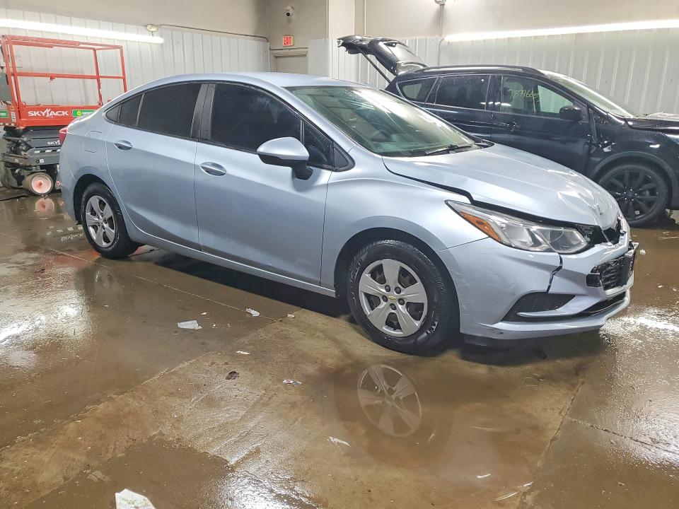 2018 Chevrolet Cruze მანქანა იყიდება აუქციონზე, vin: 1G1BC5SMXJ7216338, აუქციონის ნომერი: 78681865