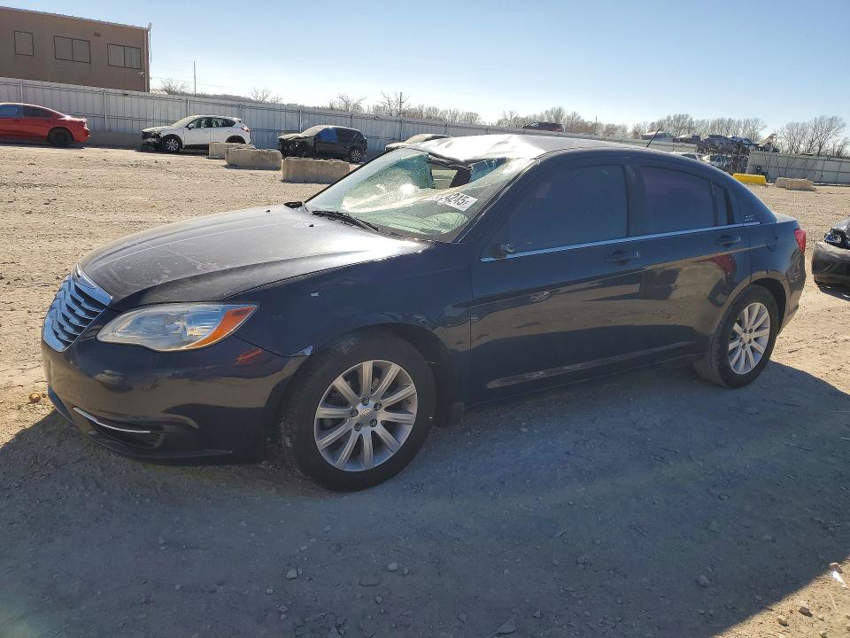 Auction sale of the 2014 Chrysler 200, vin: 1C3CCBBB9EN183928, lot number: 79524245
